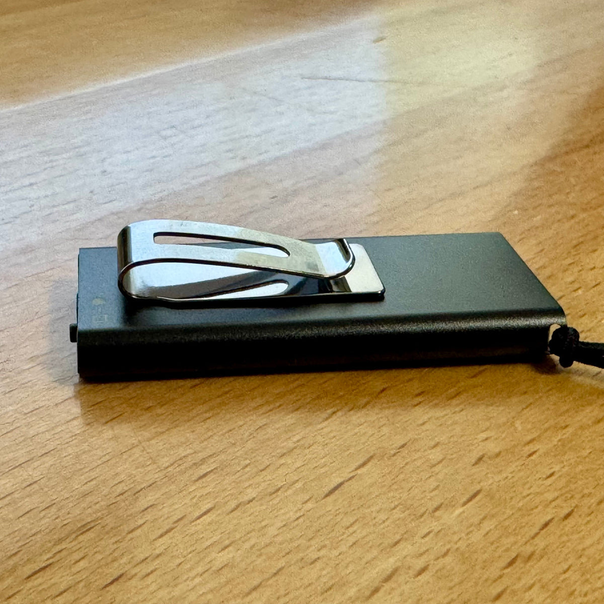 Thin voice recorder VR-140 with clip and lanyard